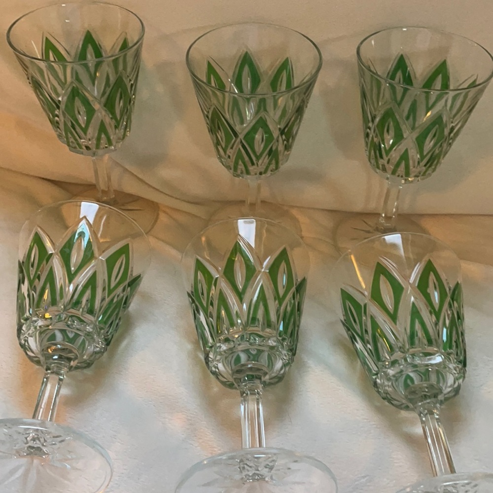 Reims French Harlequin Footed Crystal wine glasses. Made in France. 1950’s.